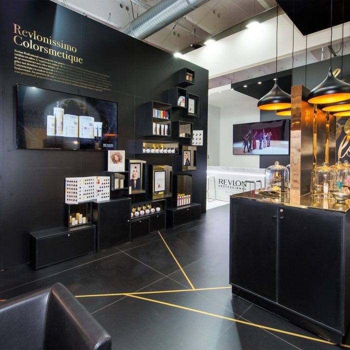 REVLON-stand-3D-2